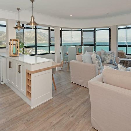 The Sun, Whales & Waves - Seafront Apartment Hermanus Zewnętrze zdjęcie