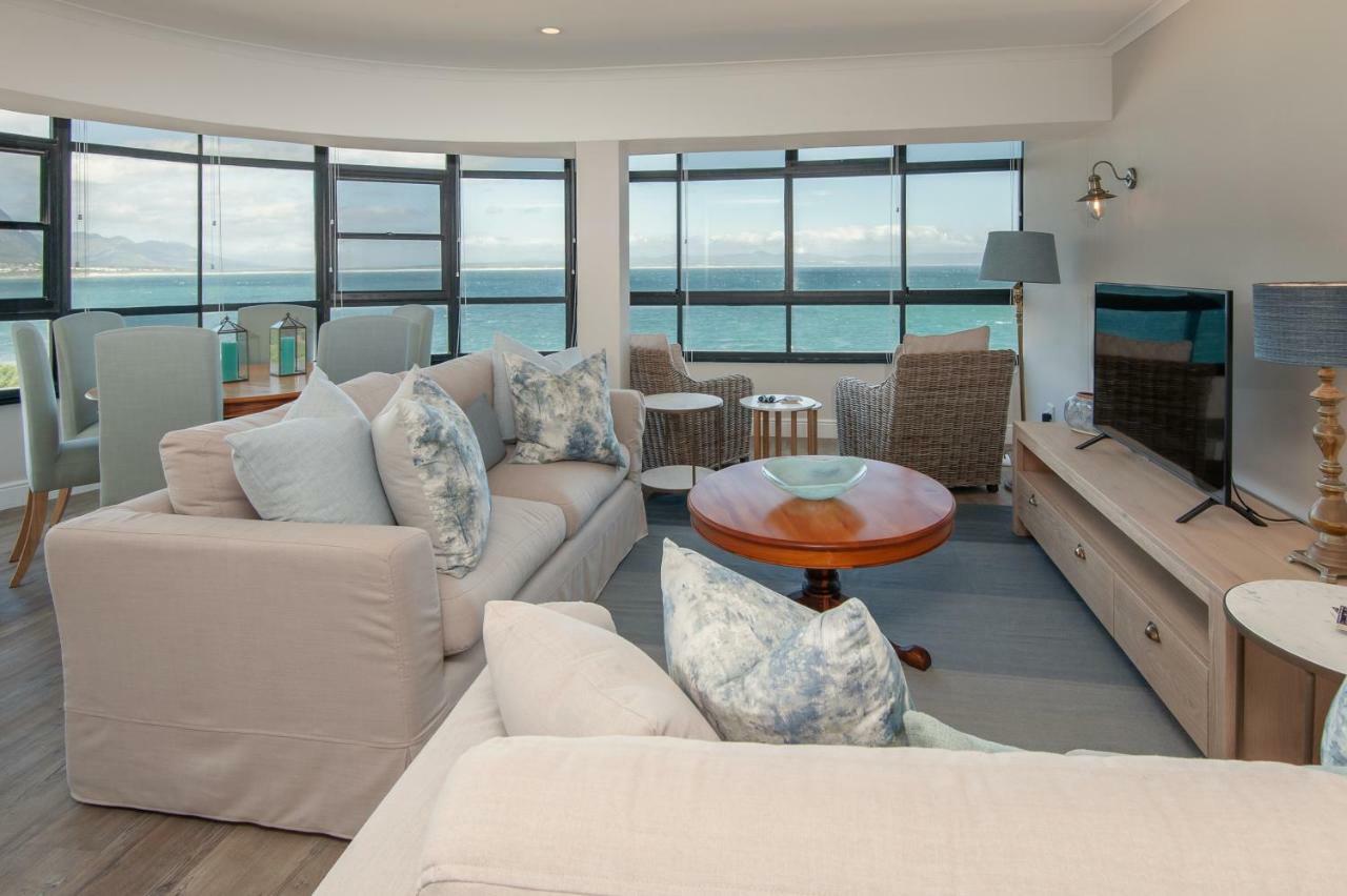 The Sun, Whales & Waves - Seafront Apartment Hermanus Zewnętrze zdjęcie