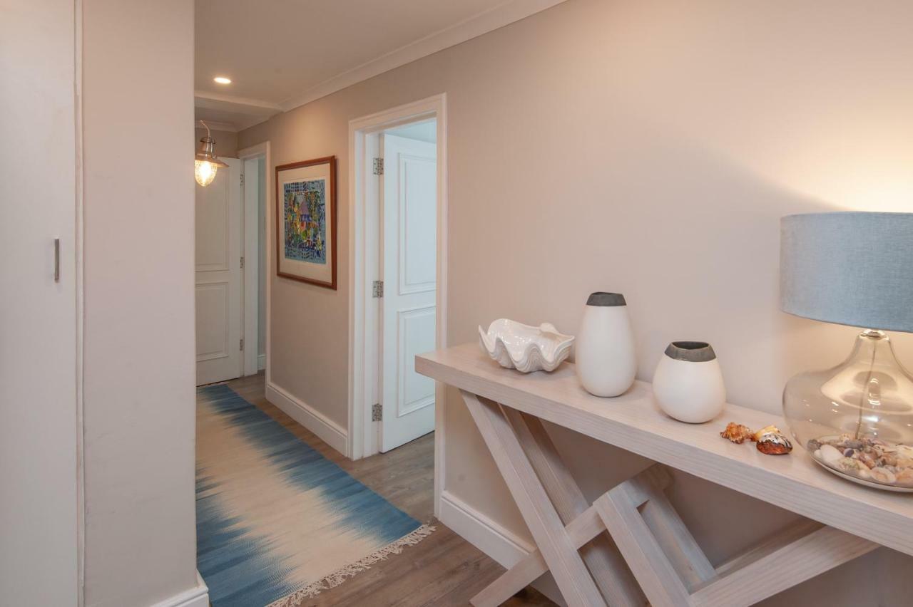 The Sun, Whales & Waves - Seafront Apartment Hermanus Zewnętrze zdjęcie